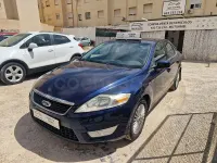 Usado Ford Mondeo Trend 125 CV (91 kW) 2007 Azul Berlina