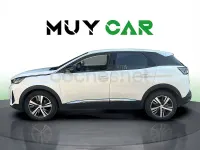 Usado Peugeot 3008 Allure 130 CV (95 kW) 2022 Blanco SUV