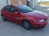 Usado Seat Leon Sport 180 CV (132 kW) 2000 Rojo Utilitario