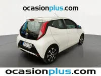 Usado Toyota Aygo X-play 72 CV (52 kW) 2020 Blanco Utilitario