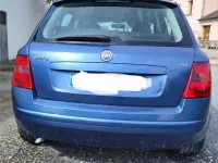 Usado Fiat Stilo 115 CV (84 kW) 2005 Azul Berlina