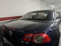 Usado VW Eos 140 CV (102 kW) 2007 Azul Descapotable
