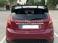 Usado Ford Fiesta Titanium 96 CV (70 kW) 2011 Granate Berlina