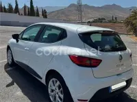 Usado Renault Clio IV LIMITED 75 CV (55 kW) 2017 Blanco Berlina