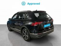 Usado VW Tiguan Life 150 CV (110 kW) 2022 Negro SUV