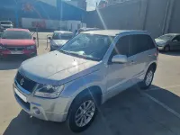 Usado Suzuki Grand Vitara 140 CV (102 kW) 2010 Gris / plata SUV