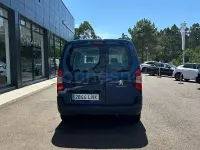 Usado Peugeot Rifter Active 130 CV (95 kW) 2021 Azul Monovolumen