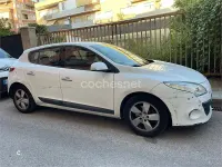 Usado Renault Mégane Dynamique 85 CV (62 kW) 2009 Blanco Berlina