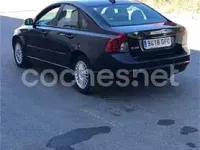 Usado Volvo S40 Momentum 136 CV (100 kW) 2008 Negro Berlina