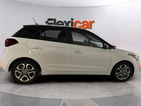 Usado Hyundai i20 100 CV (73 kW) 2020 Blanco Utilitario