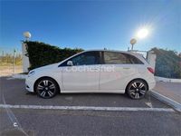 Usado Mercedes B200 136 CV (100 kW) 2012 Blanco Monovolumen