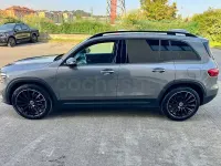 Usado Mercedes GLB200 150 CV (110 kW) 2020 Gris / plata SUV