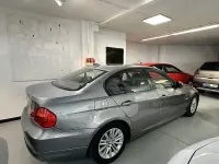 Usado BMW 320 177 CV (130 kW) 2009 Gris / plata Berlina