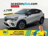 Używany Renault Captur Techno 90 KM (66 kW) 2024 Szary SUV