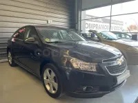 Usado Chevrolet Cruze LT 150 CV (110 kW) 2010 Negro Berlina