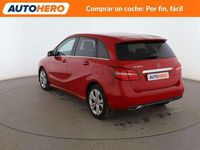 Usado Mercedes B180 110 CV (80 kW) 2018 Rojo Monovolumen