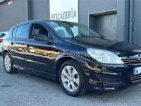 Usado Opel Astra Sport 110 CV (80 kW) 2010 Negro Berlina