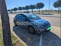 Usado Opel Astra Selective 110 HP (80 kW) 2013 Azul Sedan