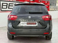 Usado Seat Ibiza ST Style 86 CV (63 kW) 2011 Gris Familiar