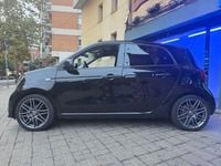 Usado Smart ForFour Brabus 90 CV (66 kW) 2017 Negro Utilitario