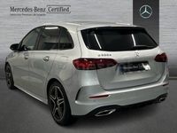 Usado Mercedes B200 150 CV (110 kW) 2025 Gris / plata Monovolumen