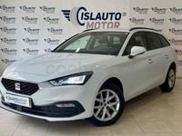 Usado Seat Leon Style 115 CV (84 kW) 2022 Blanco Familiar