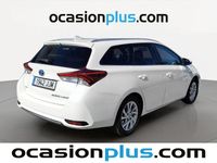 Usado Toyota Auris Active 136 CV (100 kW) 2015 Blanco Familiar
