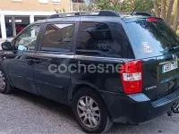 Usado Kia Carnival EX 185 CV (136 kW) 2006 Negro Monovolumen