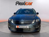 Usado Skoda Octavia Style 150 CV (110 kW) 2020 Gris Familiar