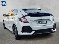 Usado Honda Civic Elegance 126 CV (92 kW) 2020 Blanco Berlina