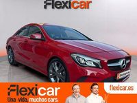 Usado Mercedes CLA180 122 CV (89 kW) 2017 Rojo Berlina