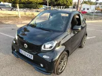 Usado Smart ForTwo Cabrio Brabus 109 CV (80 kW) 2018 Negro Descapotable