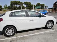 Usado Fiat Bravo Dynamic 120 CV (88 kW) 2010 Blanco Utilitario