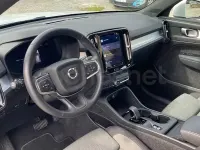 Usado Volvo XC40 Core 163 CV (119 kW) 2024 Blanco SUV
