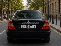 Usado Mercedes C180 122 CV (89 kW) 1994 Azul Berlina