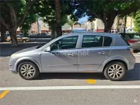 Usado Opel Astra Enjoy 100 CV (73 kW) 2007 Gris / plata Berlina