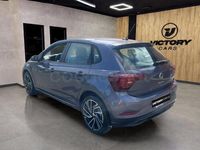 Usado VW Polo 95 CV (69 kW) 2021 Gris / plata Berlina