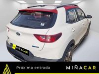Usado Kia Stonic 101 CV (74 kW) 2021 Blanco SUV