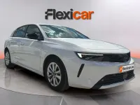 Begagnad Opel Astra Edition 110 HK (80 kW) 2023 Vit Halvkombi
