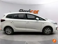 Usado Kia Carens 135 CV (99 kW) 2018 Blanco Monovolumen