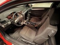 Usado Opel Astra GTC Sport 125 CV (91 kW) 2006 Rojo Berlina