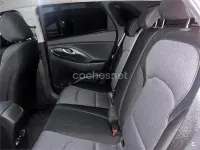 Usado Hyundai i30 115 CV (84 kW) 2025 Rojo Berlina