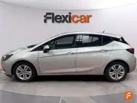 Usado Opel Astra 110 CV (80 kW) 2020 Gris Berlina