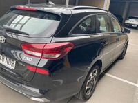 Usado Hyundai i30 101 CV (74 kW) 2025 Negro Familiar