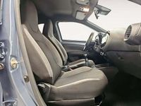 Usado Toyota Aygo X Play 72 CV (52 kW) 2024 Gris SUV