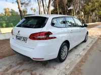 Usado Peugeot 308 Business-Line 100 CV (73 kW) 2017 Blanco Berlina