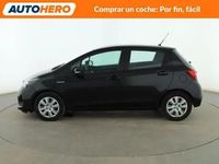 Usado Toyota Yaris Hybrid Active 101 CV (74 kW) 2017 Negro Berlina