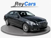 Usado Mercedes E200 Elegance 136 CV (100 kW) 2009 Gris / plata Berlina
