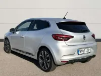 Usado Renault Clio V Zen 90 CV (66 kW) 2021 Plateado Berlina