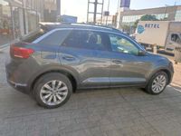 Usado VW T-Roc Advance 116 CV (85 kW) 2020 Gris SUV